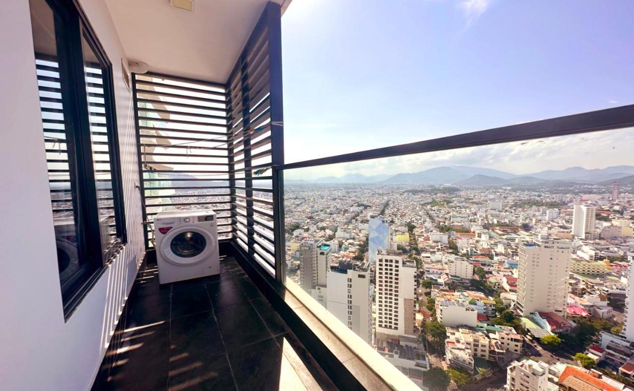 Sunny Smes - Virgo Nha Trang Exterior foto