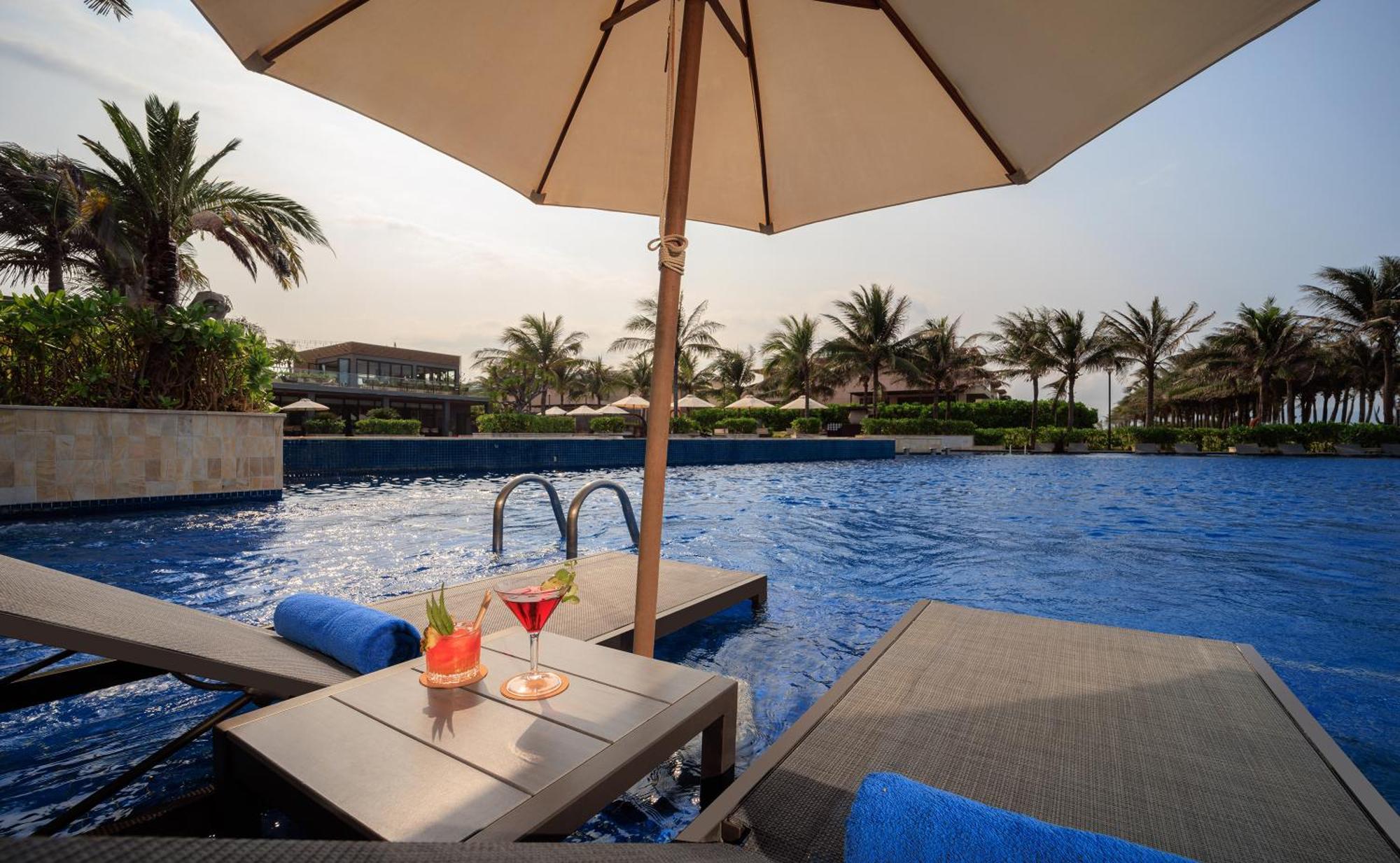 Sunny Smes - Virgo Nha Trang Exterior foto