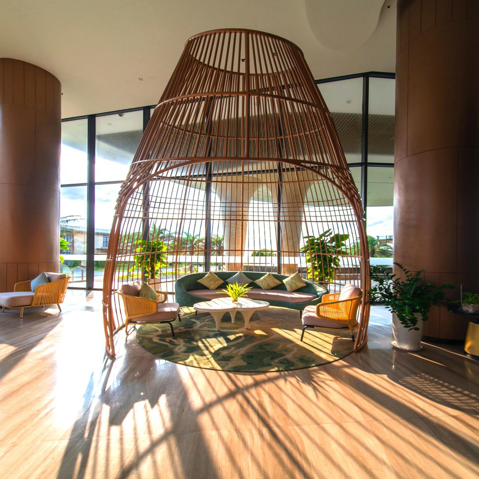 Sunny Smes - Virgo Nha Trang Exterior foto